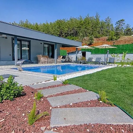 Luxury Detached With Large Garden And Private Pool In Goecek Inlice Villa *